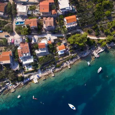 Nyaraló Portus Mikulina Oasis Sunset Vela Luka